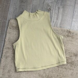 Everlane Ribbed Cropped Top